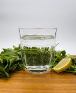 כוס זכוכית Libbey Piccadilly, בנפח 355 מ"ל, עם טקסטורת פסים.