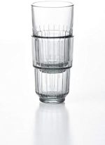 סט כוסות Libbey לינק בגוון אפור מעושן, עומדות זו על זו (Stackable) המדגיש את הפיצ'ר חיסכון במקום ואת קו העיצוב הנקי.