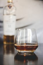 ⁦6 כוסות וויסקי קריסטל 389 מ"ל דגם Pure Schott zwiesel⁩ – תמונה ⁦3⁩