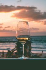 כוסות יין קריסטל Schott Zwiesel דגם Taste בנפח 497 מ"ל, סט של 6 יחידות.