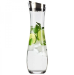 קנקן קריסטל Fresca של Schott Zwiesel, מוכן להגשה.