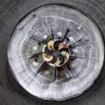 3 צלחות פורצלן דמוי עץ אפור קוטר 24 ס"מ RAK