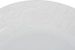 אריזת שי של סט צלחות Corelle 18 חלקים הכולל צלחות מנה עיקרית וקערות מרק.