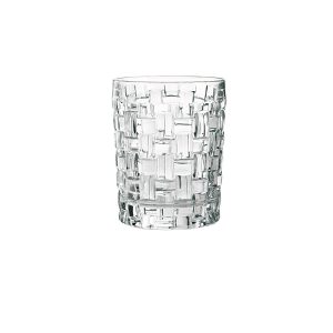 מארז כוסות וויסקי נאכטמן (Nachtmann) בעיצוב גרמני קלאסי על רקע לבן.