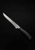 סכין פירוק מקצועית SICO PRIMTECH 15 ס"מ, אידאלית להפרדת בשר ועצמות בדיוק.