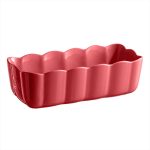 תבנית אינגליש קייק Loaf Dish של Emile Henry, בעיצוב ייחודי מקרמיקה איכותית, מושלמת לעוגות, מאפים מלוחים וטרין.
