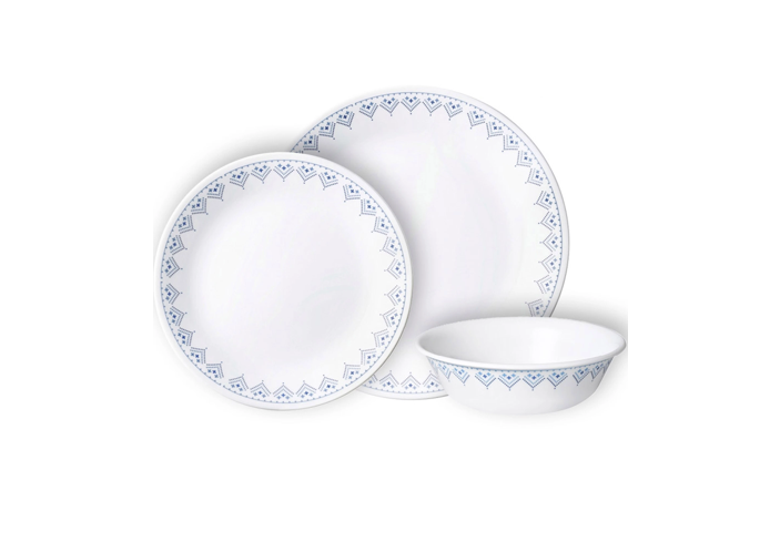 צלחות Corelle Vitrelle עמידות, סט 18 יחידות ל-6 סועדים, מתאים למדיח ולמיקרוגל. סט צלחות Patchwork לשישה סועדים תוצרת Corelle® (18 חלקים) – תמונה 1