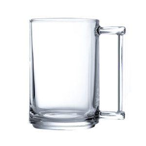 מאג פיטנס של Arcoroc מזכוכית מחוסמת שקופה על רקע לבן.