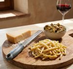 ⁦Microplane Premium Classic: זסטר 20 ס"מ תוצרת USA - בצבע כחול שמים⁩ – תמונה ⁦3⁩