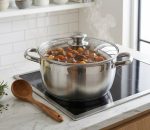⁦סיר נירוסטה 3 שכבות עם מכסה זכוכית, 24 ס"מ דגם Allegra מבית Tramontina⁩ – תמונה ⁦3⁩