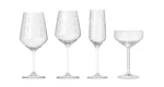 מגוון כוסות יין בנפחים שונים מסדרת Carré Optics על רקע נקי, המדגישות את השקיפות והברק של המותג Royal Leerdam.