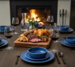 סט צלחות RAK כחול עם נתח בשר צרוב וירקות שורש בצלייה איטית בסגנון מסעדת שף.