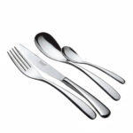 סט סכו"ם 24 חלקים Salvinelli דגם Forever בגימור מבריק ועיצוב מודרני על רקע לבן.