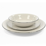 סט צלחות פורצלן יוקרתי 18 חלקים מבית Churchill אנגליה בעיצוב לבן עם פס שחור על רקע לבן.