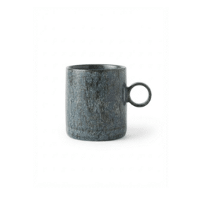 ספלי קפה עשויים Stoneware בעבודת יד מותג לייף קונספט צילום נקי